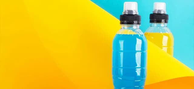 Napoje energetyzujące: skutki zdrowotne i różnice z izotonicznymi